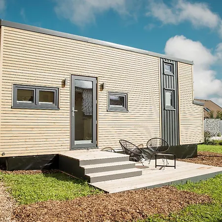 Holiday home Tiny Om