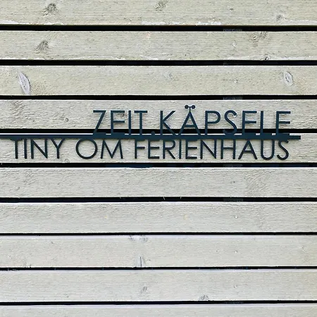 Tiny Om *